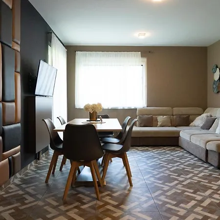 Atana Luxury Apartment *